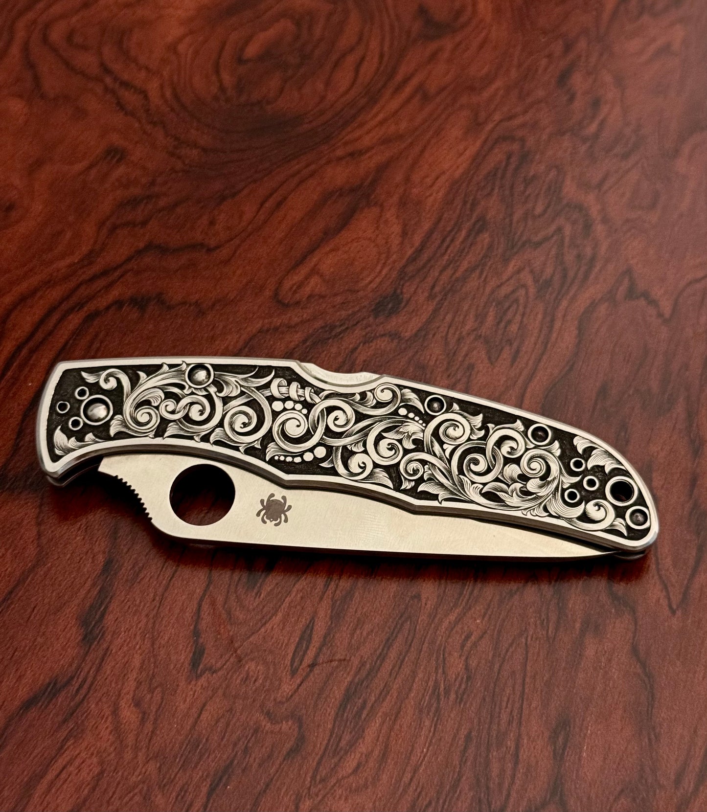 Hand Engraved Spyderco
