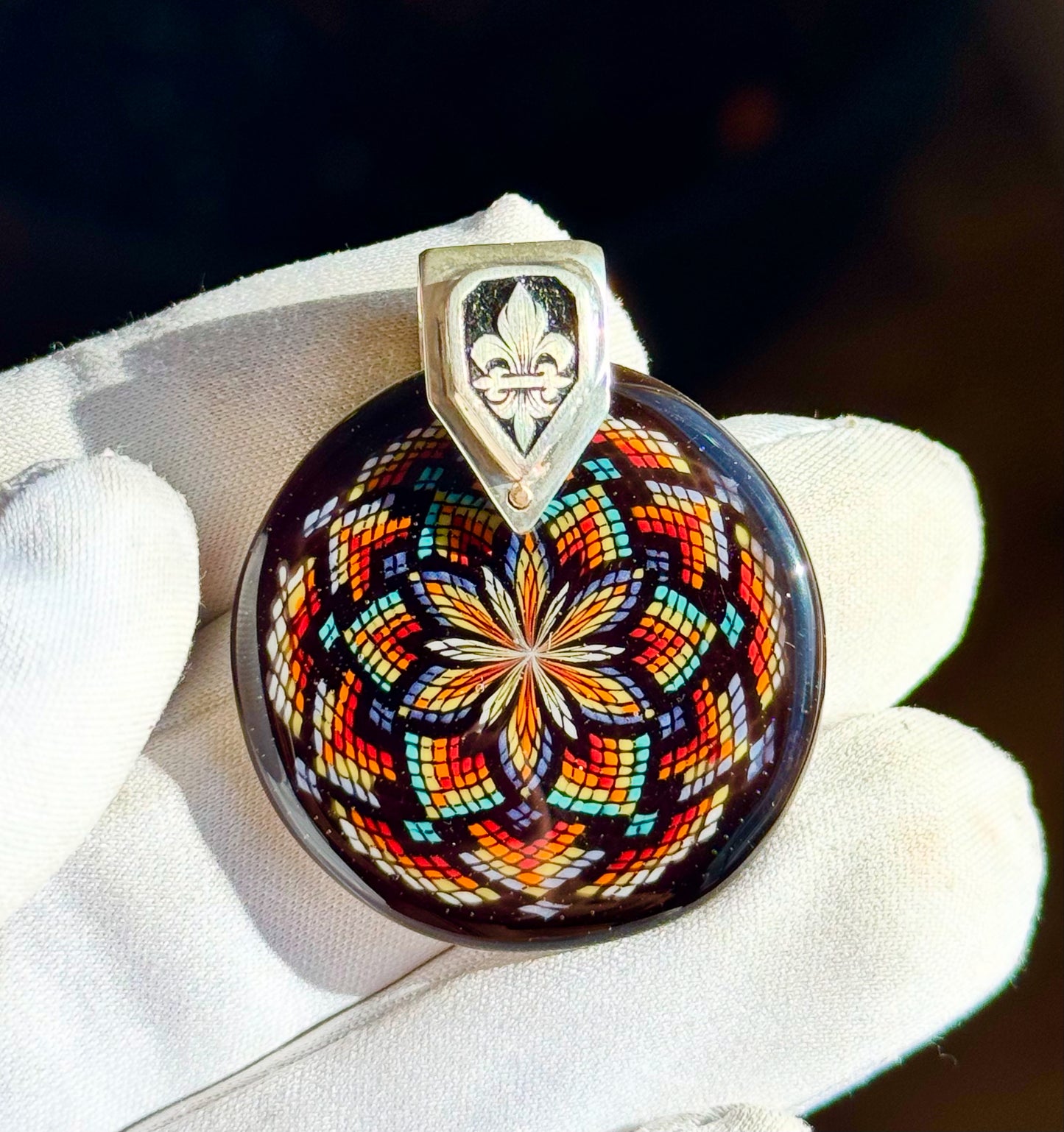 Fleur-De-Lis Fillacello Pendant