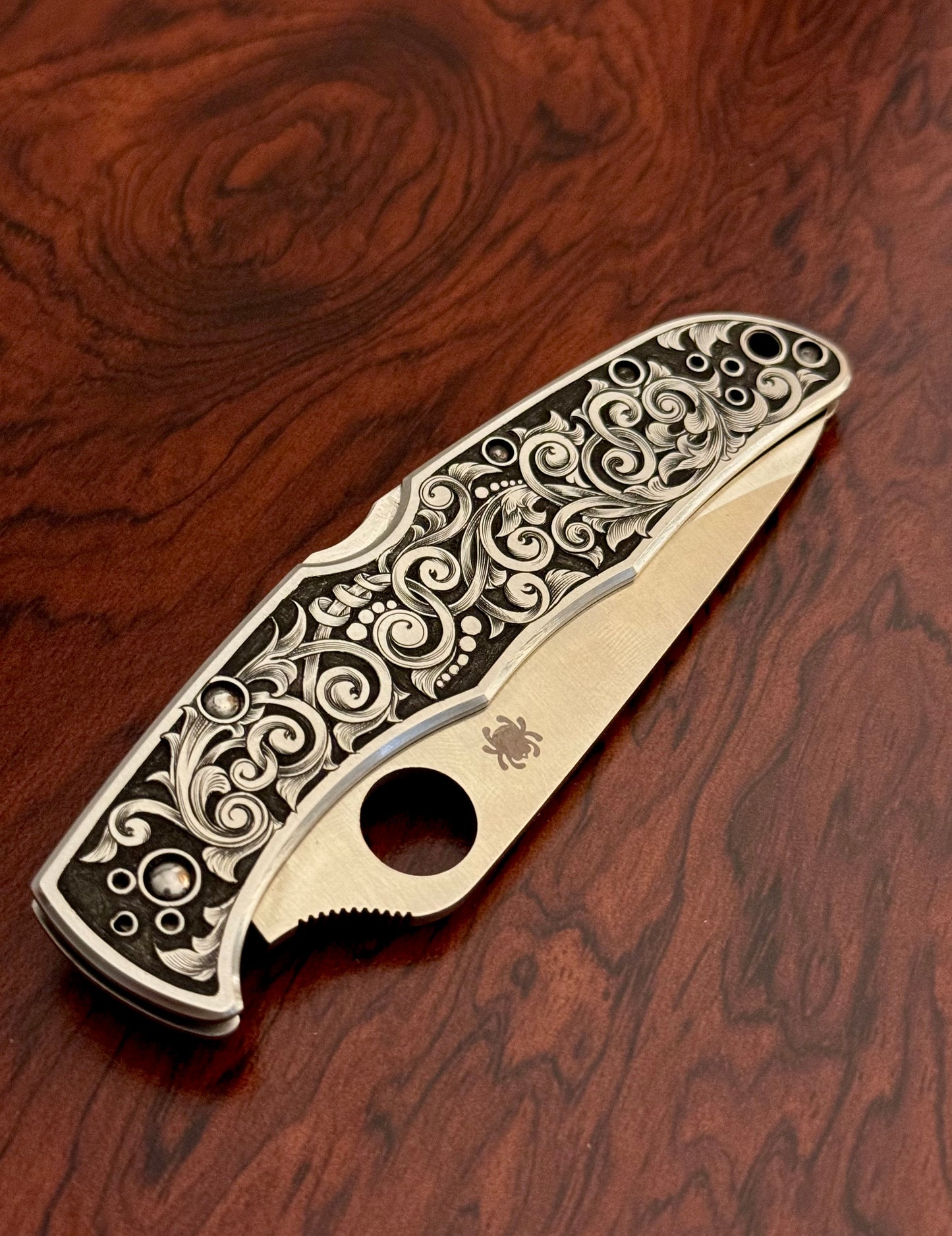 Hand Engraved Spyderco